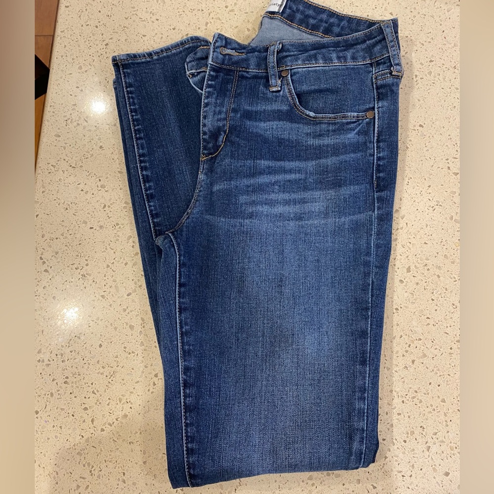 Sz 29 Articles of Society Skinny Jeans